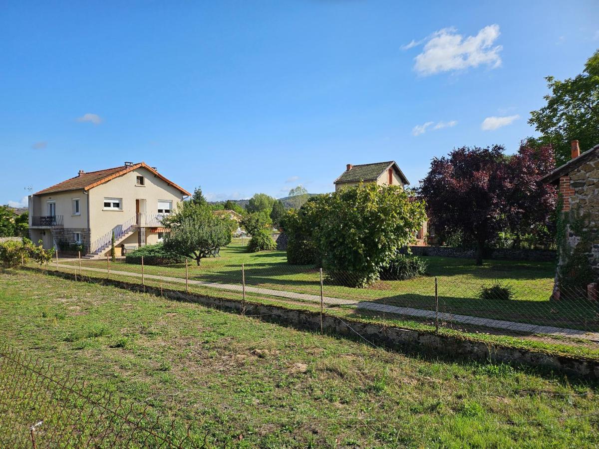 La Bourzede F3 Apartamento Langeac Exterior foto